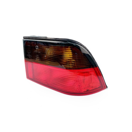 Recycled Genuine Saab Right Tail Lamp On Body 9084047